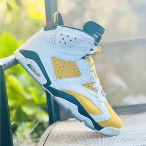 Air Jordan Retro 6 | (Deep Yellow)